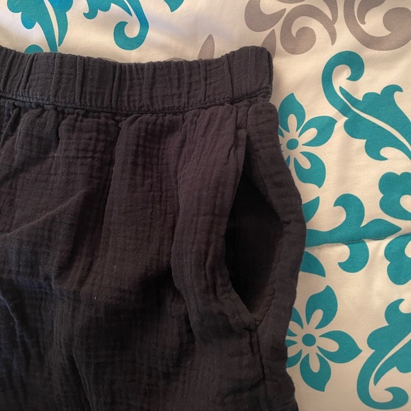 Junior’s Universal Thread Shorts - Picture 3 of 5